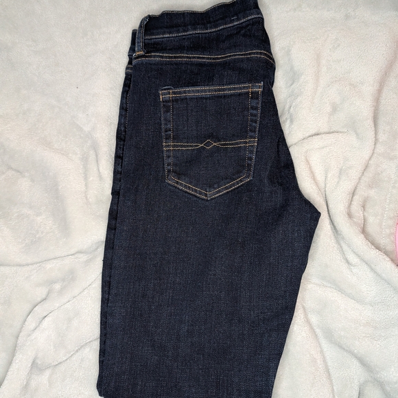 Lucky Brand Dark Wash Jeans - Picture 2 of 7